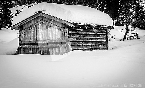 Image of old cabin