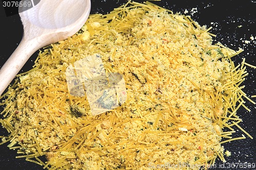 Image of instant chicken noodle soup