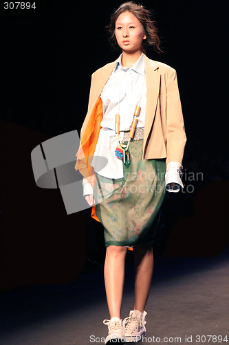 Image of Seoul Collection (Fashion Week) 08 S/S. Hana H Collection - EDIT