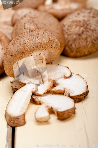 Image of shiitake mushrooms