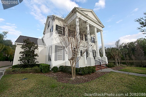 Image of Colonial House