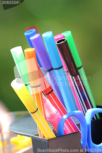 Image of Colored marker pens 