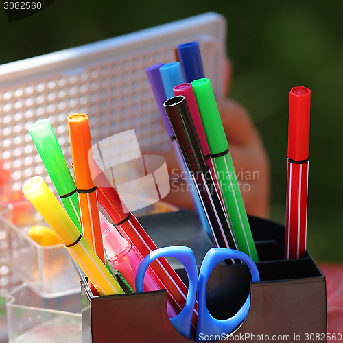Image of Colored marker pens 