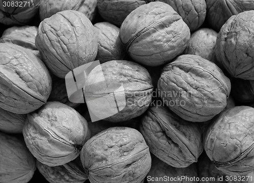 Image of Heap of walnuts