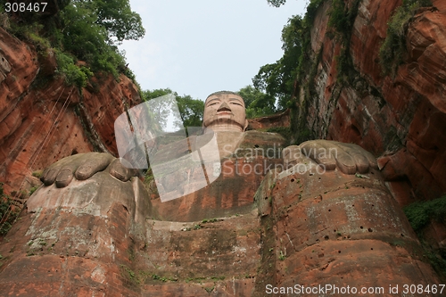 Image of Grand Buddha statue in Leshan, China