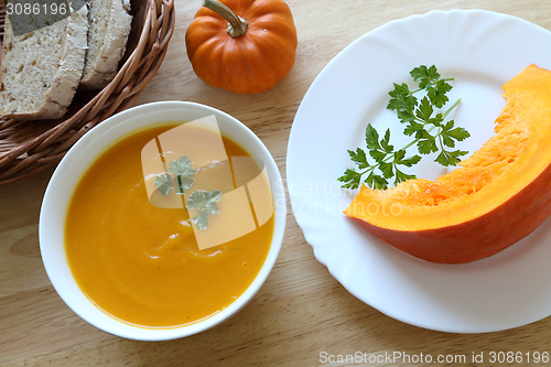 Image of Pumpkin soup.