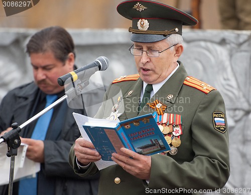 Image of V. Klimov and Guards Colonel V. Kosarev
