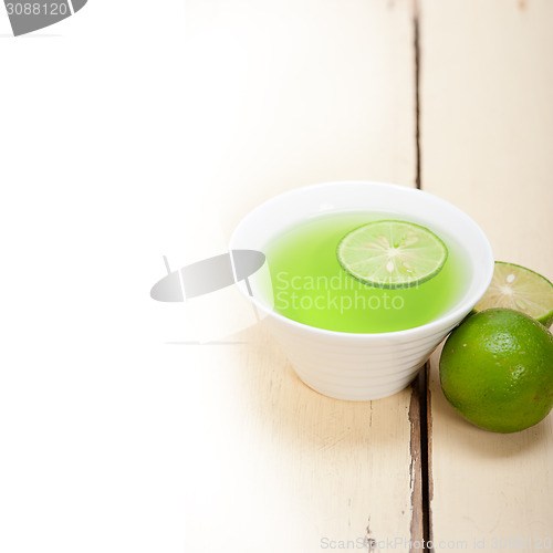 Image of green lime lemonade 