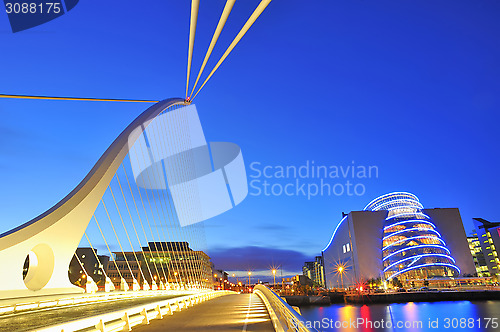 Image of THE SAMUEL BECKETT BRIDGE