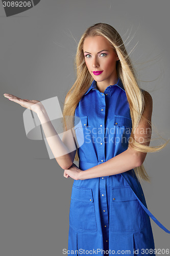 Image of Woman showing blank space