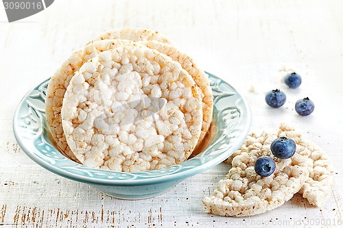 Image of rice crackers with blueberries