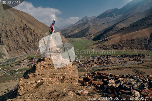 Image of Buddhist shrine