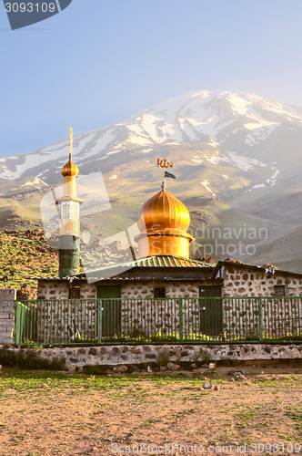 Image of Mosque below Damavand