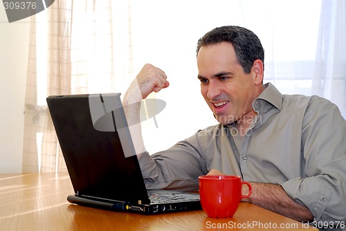 Image of Man with laptop