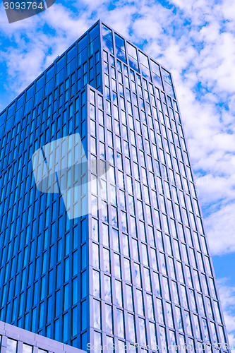 Image of Offices with sky reflection