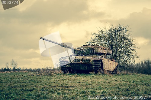 Image of Tank on a battelfield