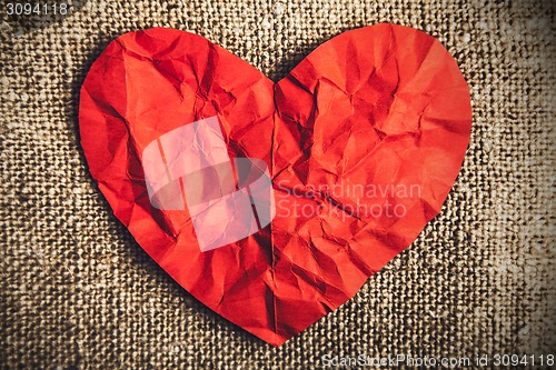 Image of heart of red paper 