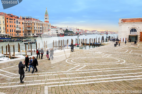 Image of Tourists walking in Venice