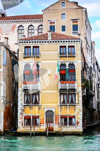 Image of Colorful building in Venice