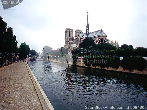 Image of Notre Dame, Paris