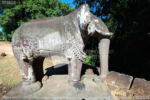 Image of Elephant statue of East Mebon, Cambodia