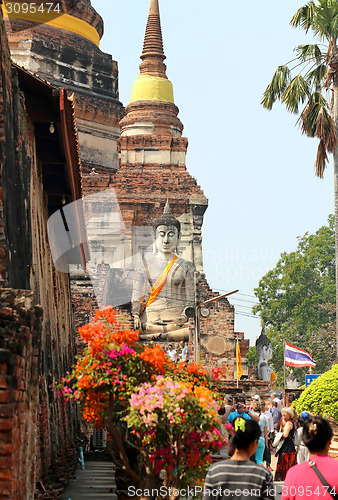 Image of Buddhist temple in Thailand 