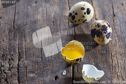 Image of quail eggs