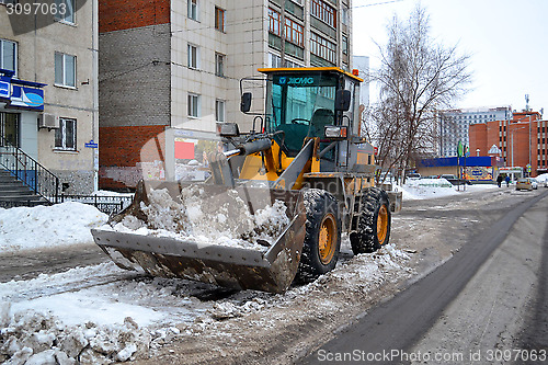 Image of Cleaning of snow from city streets.