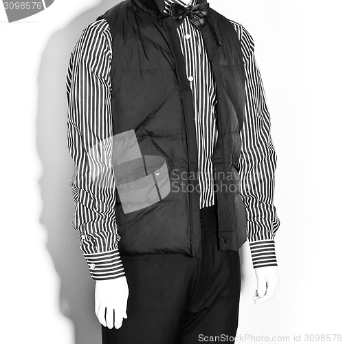 Image of mannequin dressed in male clothes