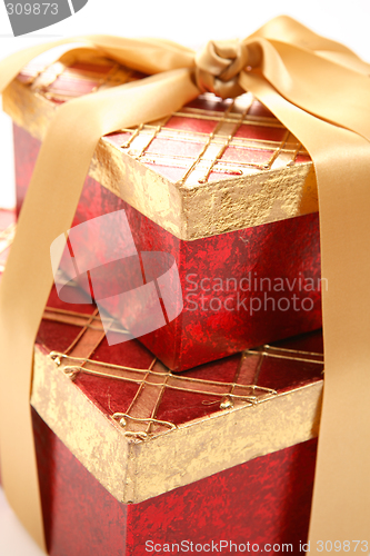 Image of Red and gold gift closeup