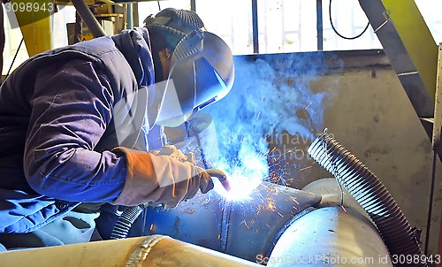 Image of welder