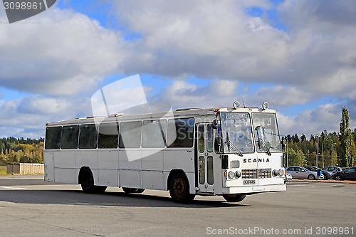 Image of Classic Scania Lahti 20 Bus Departs