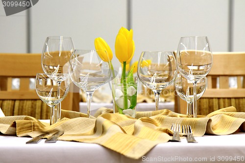 Image of wedding table 