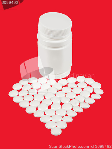 Image of Tablets are scattered in the form of heart