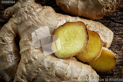 Image of ginger pieces macro