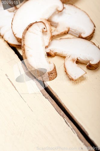 Image of shiitake mushrooms