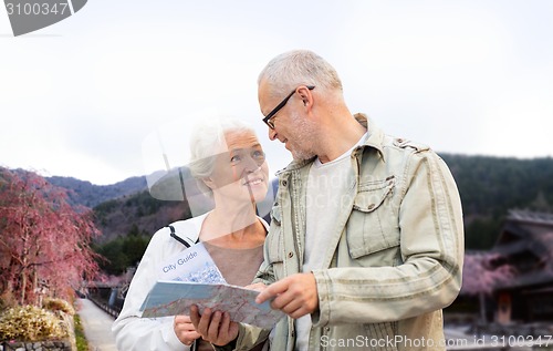 Image of senior couple on city street