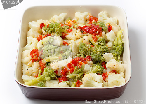 Image of Colourful cauliflower salad bowl