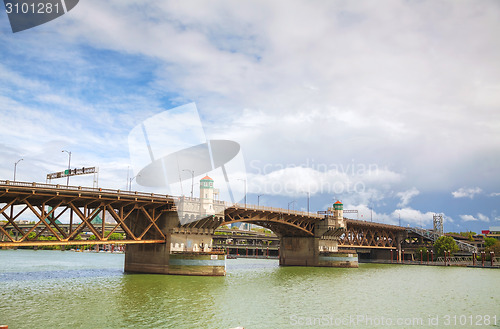 Image of Burnside drawbridge in Portland, Oregon