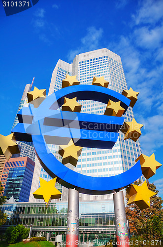 Image of Euro sign in front of the European Central Bank building