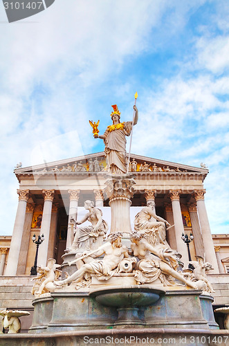 Image of Sculptures in front of the austrian parliament building (Hohes H