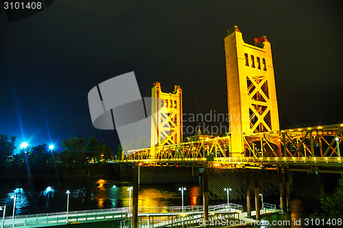Image of Golden Gates drawbridge in Sacramento
