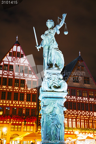 Image of Lady Justice sculpture in Frankfurt, Germany