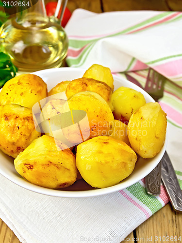 Image of Potatoes fried on plate on table