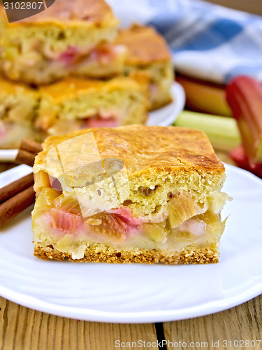 Image of Pie rhubarb in plate on wooden board