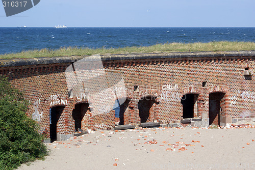 Image of Fort wall on the coast