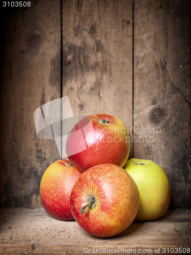 Image of some apples