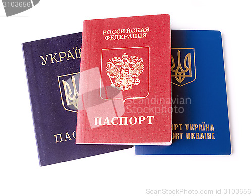 Image of Ukrainian and Russian ID passports 