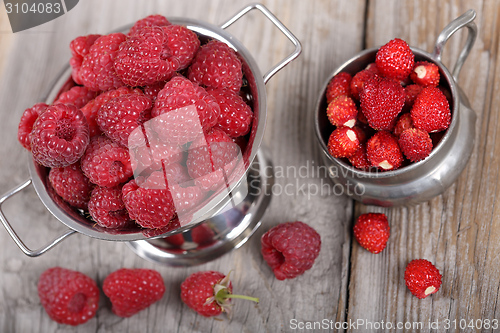 Image of Raspberries and Strawberries