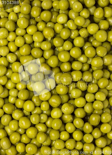Image of background of wet green peas